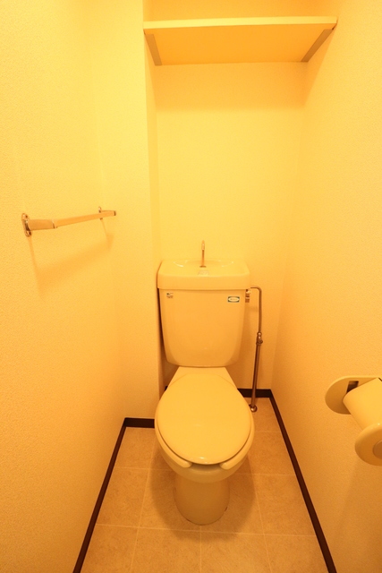 トイレ　※別部屋参考写真