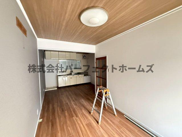 居室・リビング　居間です