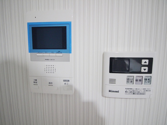 駐車場　※写真は同型タイプ、現況優先。