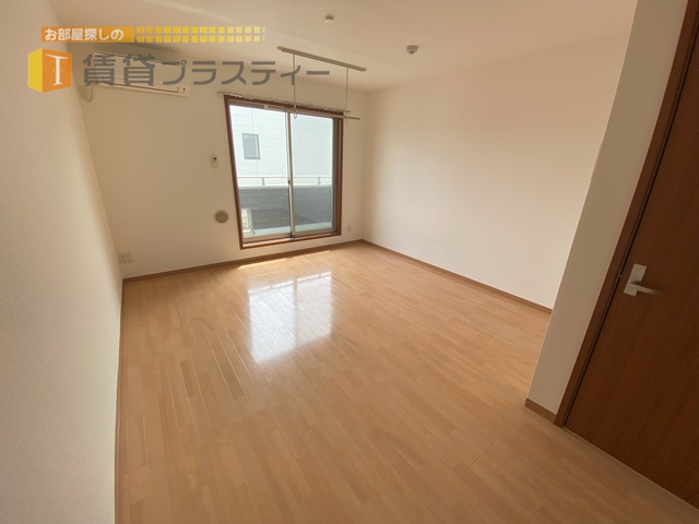 居室・リビング　広々スペース確保。