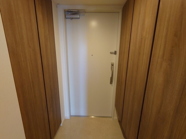 玄関　※写真は同タイプ住戸です。