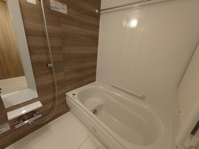 バス・シャワールーム　※写真は同タイプ住戸です。