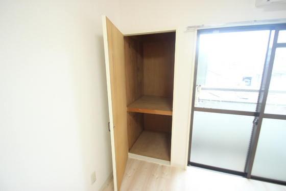 収納　※別部屋の写真です