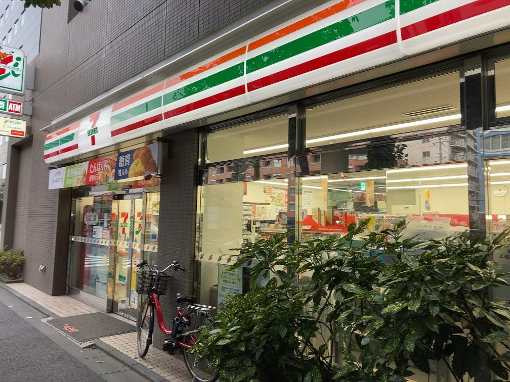 コンビニ　セブンイレブン新宿水道町店（コンビニ）まで255m