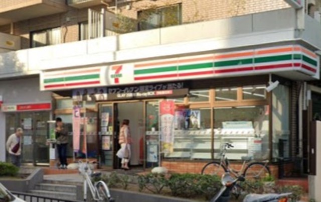 コンビニ　セブンイレブン　豊中曽根東町店（コンビニ）まで900m