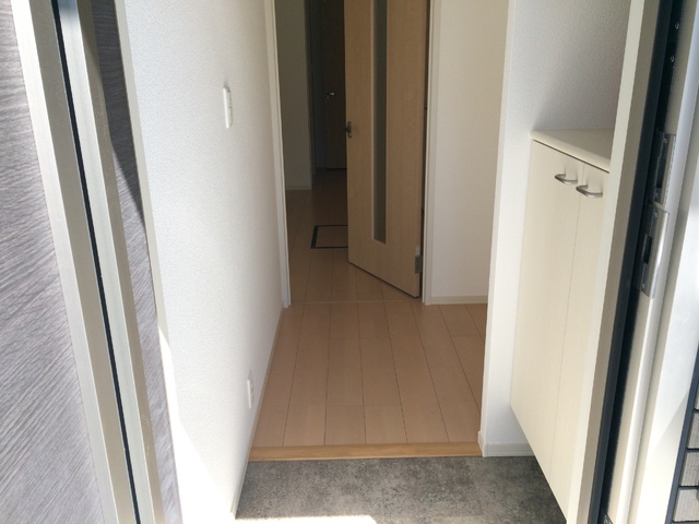 玄関　シューズボックス付き玄関