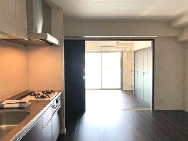 居室・リビング　１０．２帖のＬＤＫです
