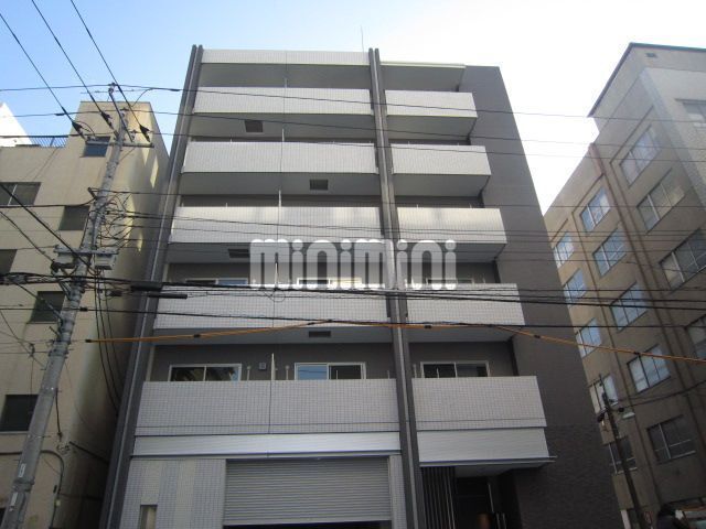 建物外観　６階建てのマンション