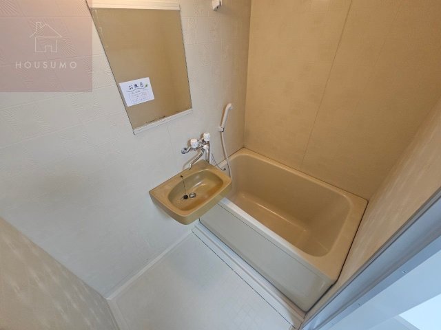 バス・シャワールーム　日々の疲れを癒すお風呂付です