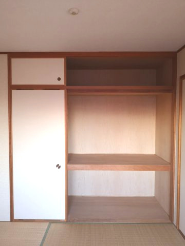 収納　和室収納 ※反転タイプの部屋の写真です。