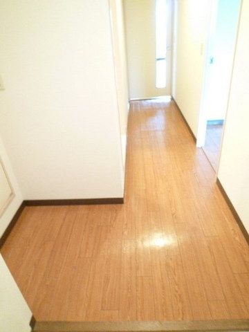居室・リビング　☆　玄関ホール　☆