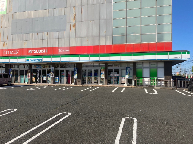 コンビニ　ファミリーマート小倉寺迫口店（コンビニ）まで224m