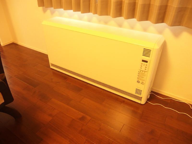その他　蓄熱式電気暖房機
