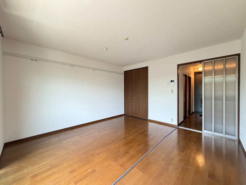 橘倶楽部6番館の居間写真