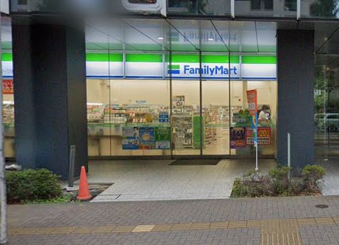 コンビニ　ファミリーマート 音羽一丁目店（コンビニ）まで223m