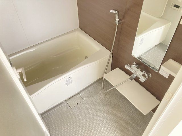 バス・シャワールーム　別のお部屋の写真です