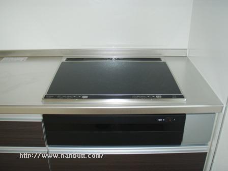 その他設備　IHクッキングヒーター付システムキッチン