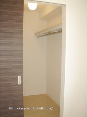 収納　ウォークインクローゼット