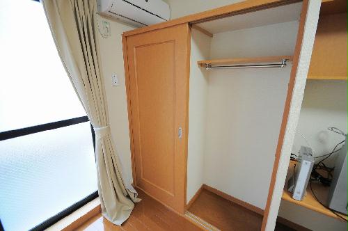 【レオパレスウォーターリリィ北方の収納】