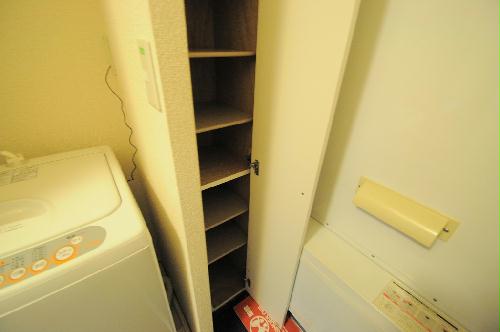 【レオパレスウォーターリリィ北方の玄関】