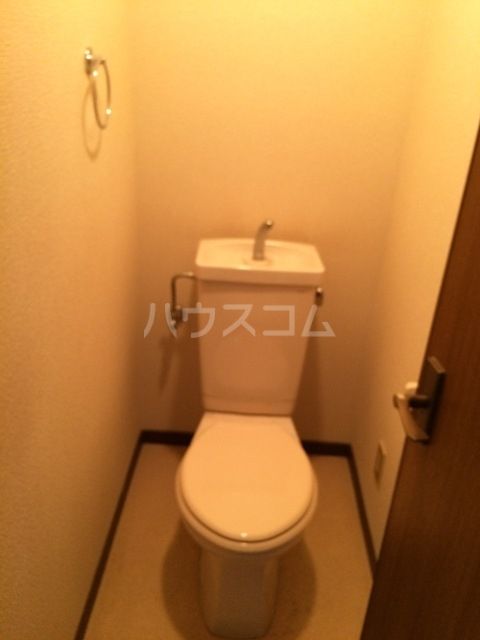 【名古屋市中村区八社のマンションのトイレ】