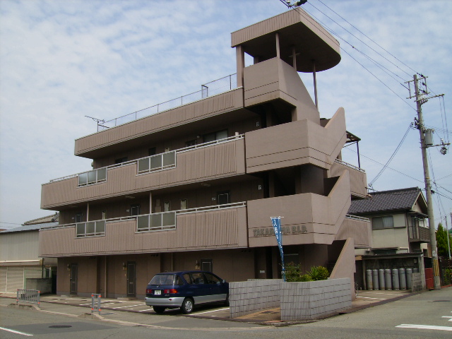 加古川市別府町宮田町のマンションの建物外観
