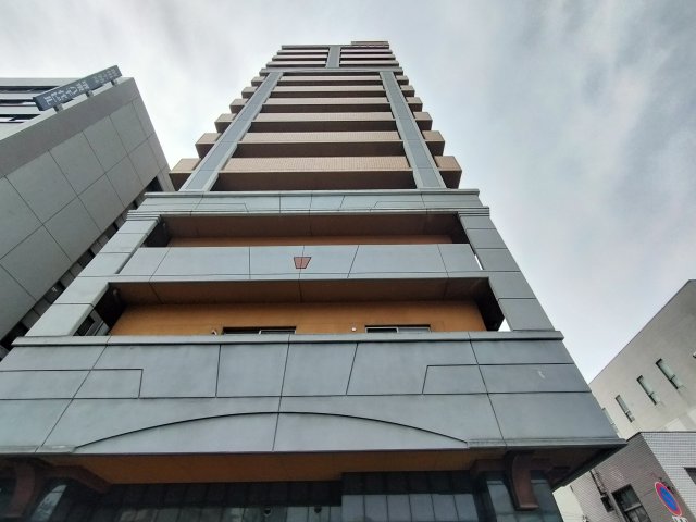 フェニックス堺東の建物外観