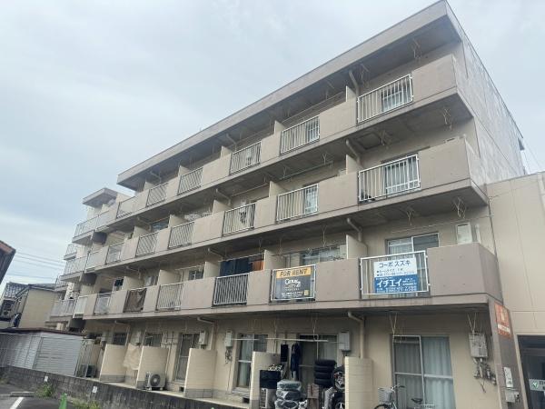 【松江市大正町のマンションの建物外観】