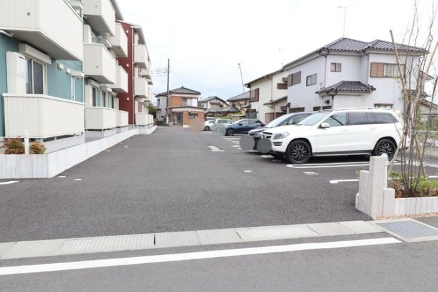 【取手市野々井のアパートの駐車場】