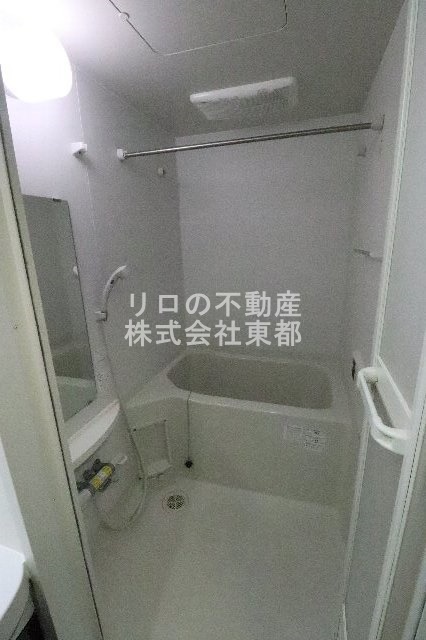 バス・シャワールーム　※他号室のお写真です