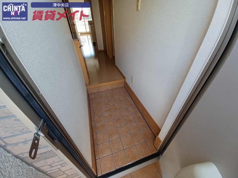 玄関　同型タイプ