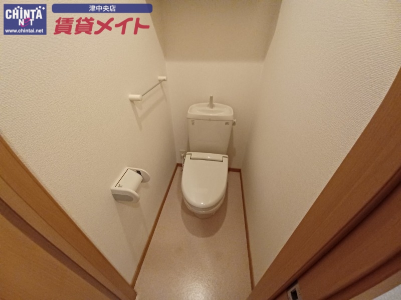 トイレ　同型タイプ