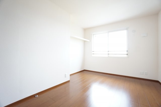 その他部屋・スペース　※同物件・反転タイプの写真です。