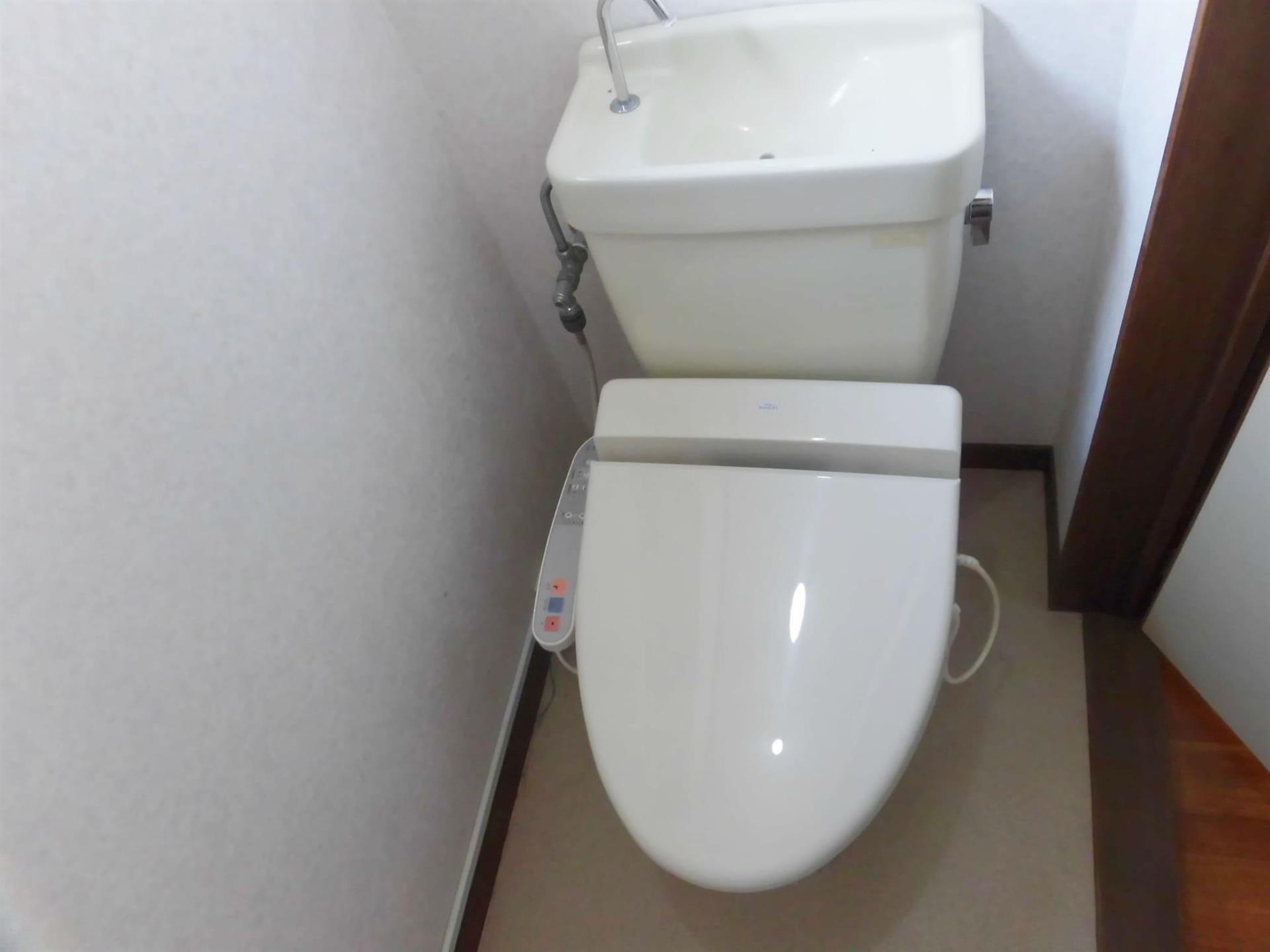 トイレ　トイレ