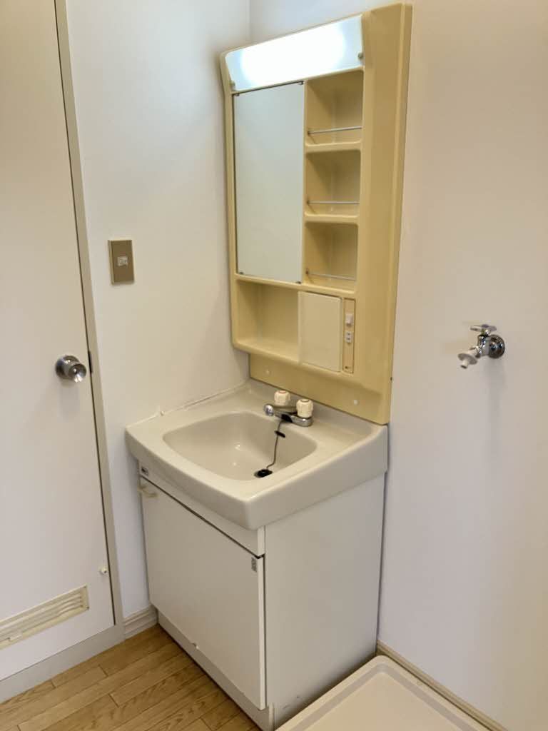 洗面設備　洗面化粧台