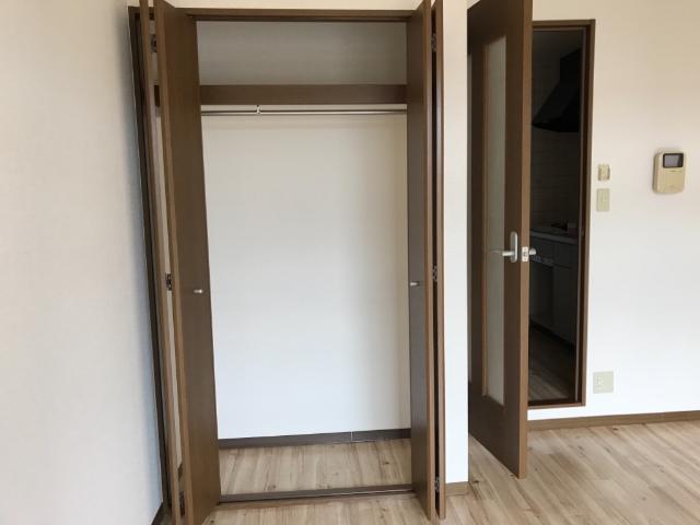 収納　クローゼット