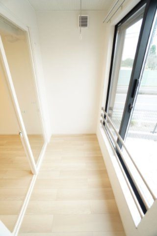 バルコニー　※同タイプの写真です。