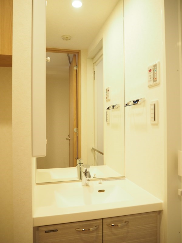 洗面設備　独立洗面台