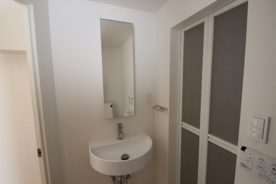 洗面設備　＊別号室の写真です