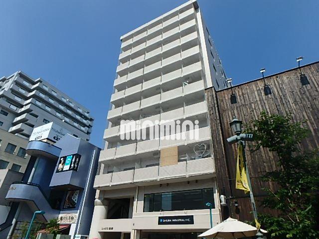 建物外観　オートロック、エレベーター付きのマンション