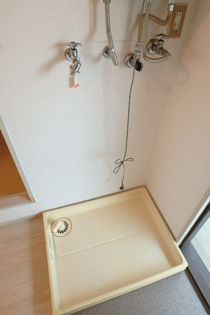 その他部屋・スペース　室内洗濯機置場♪雨でも安心してお洗濯できます！