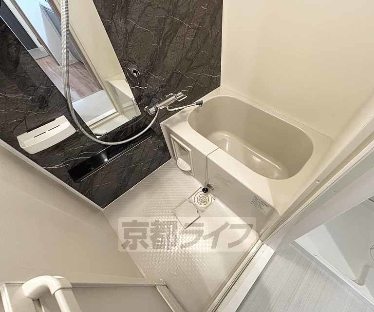 建物外観　・建築中