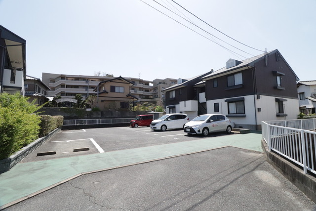 駐車場　敷地内駐車場もあります♪