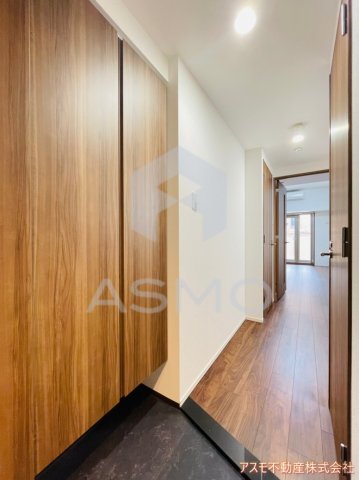 玄関　同マンション別部屋参考写真