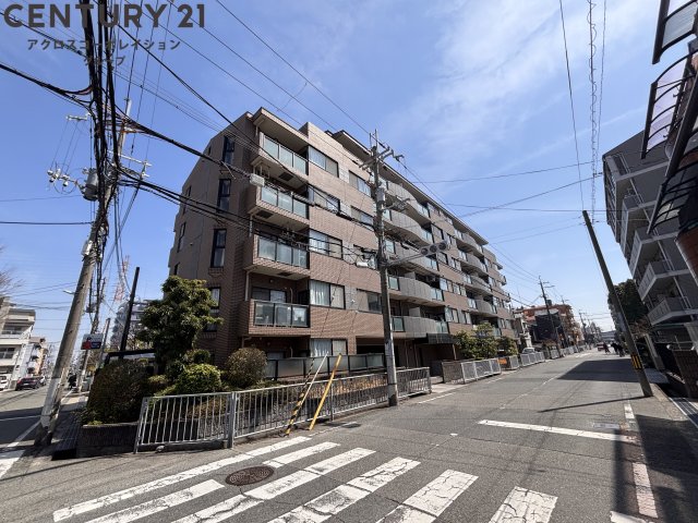 建物外観　オートロック付き☆