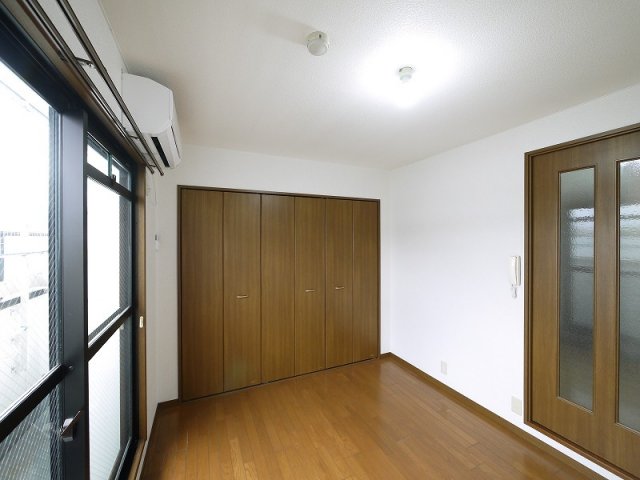 居室・リビング　使い勝手のいい洋室です