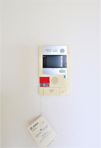 セキュリティ　SECOM連動のモニターフォンで女性の一人暮らしも安心