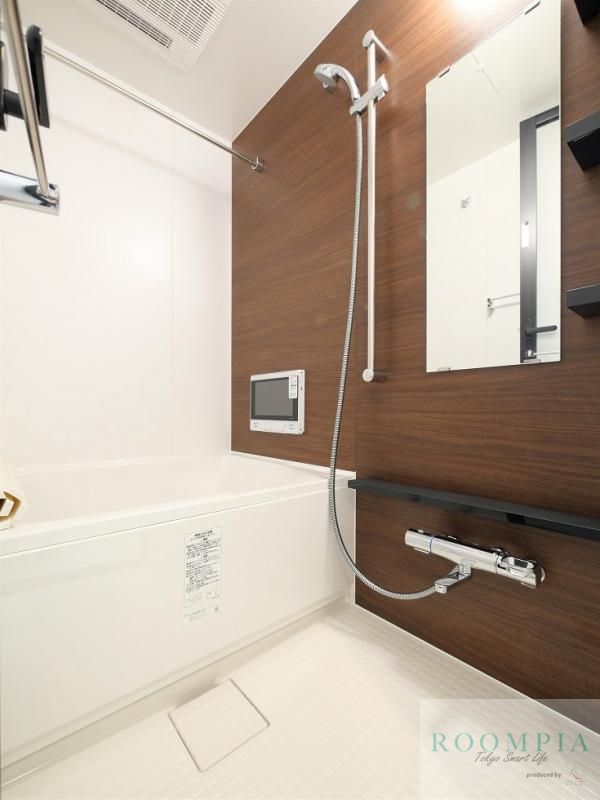 バス・シャワールーム　バス