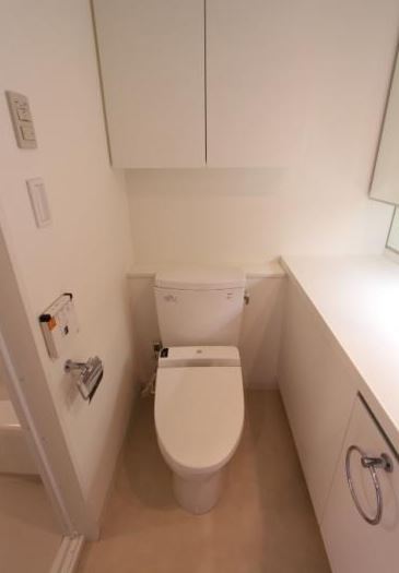 トイレ　参考写真