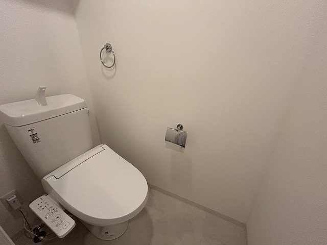 トイレ　別号室参考写真